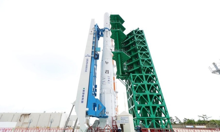 S. Korea indefinitely postpones launch of space rocket over technical glitch
