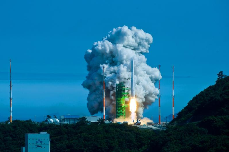 Korea becomes 7th nation to independently launch satellite into space