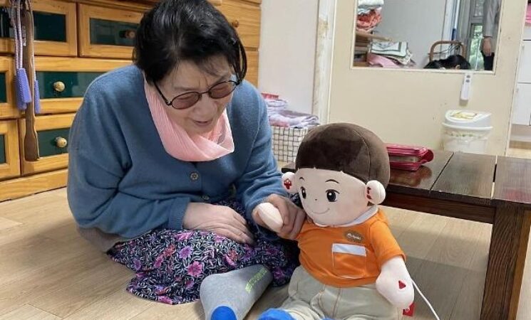 Seoul's southern district to distribute AI companion robots to elderly and disabled living alone